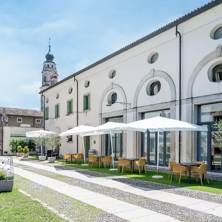 Residenza Vecelli Cavriani 게스트하우스 Mozzecane