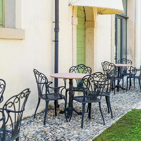 ゲストハウス Residenza Vecelli Cavriani Mozzecane