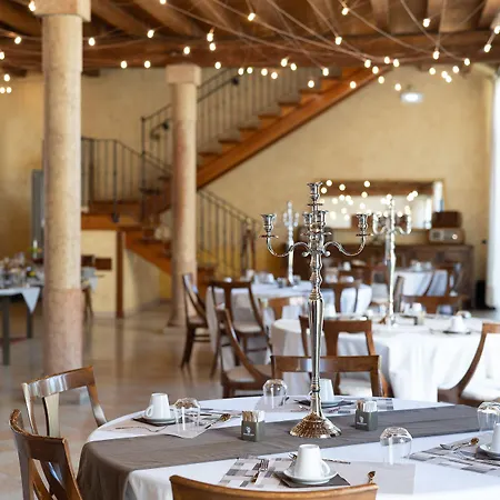 Residenza Vecelli Cavriani 4*