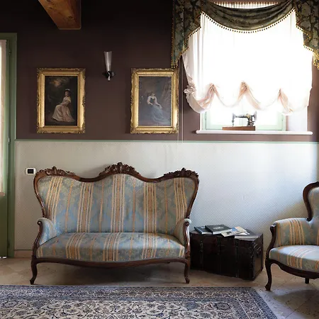 Residenza Vecelli Cavriani Maison d'hôtes 4*